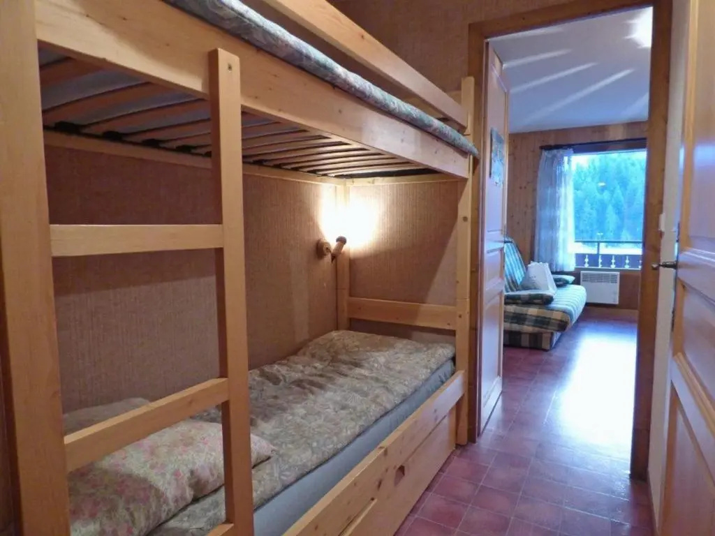 Appartement 2 pièces + coin montagne, balcon sud, au centre du village - FR-1-458-139