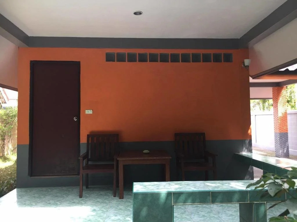 Moo Noi Resort