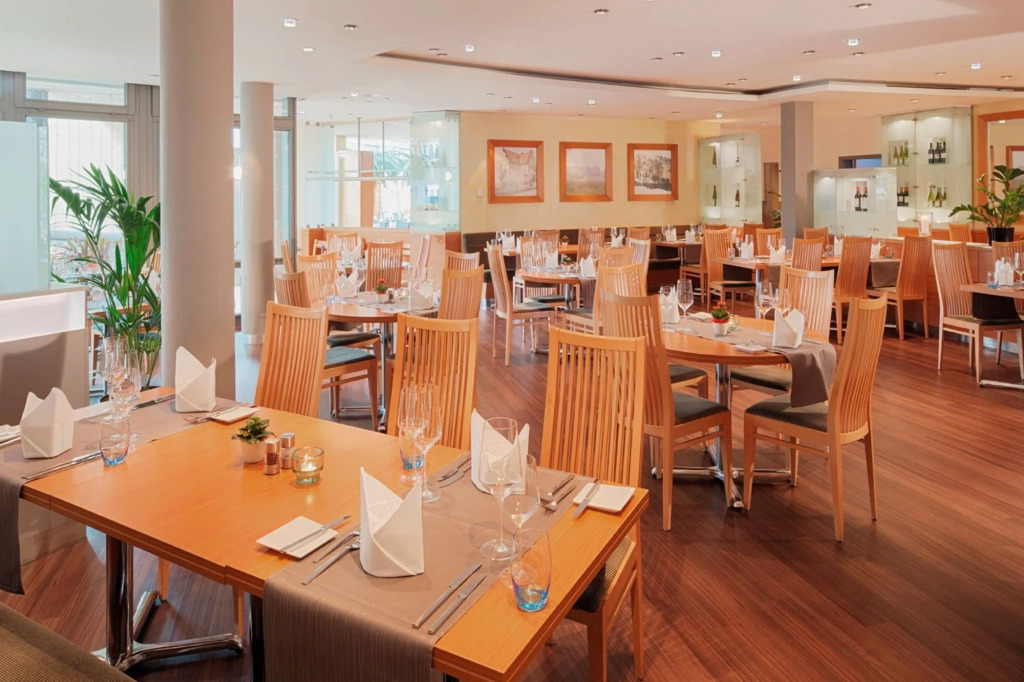 Mövenpick Hotel München-Airport