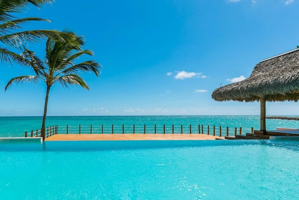 Ocean Font Villa With Direct Access to Beautiful Caribbean sea