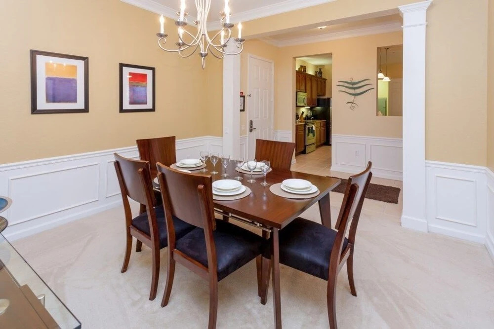 3 Bed 2 Bath Premium Lakeview l 1006