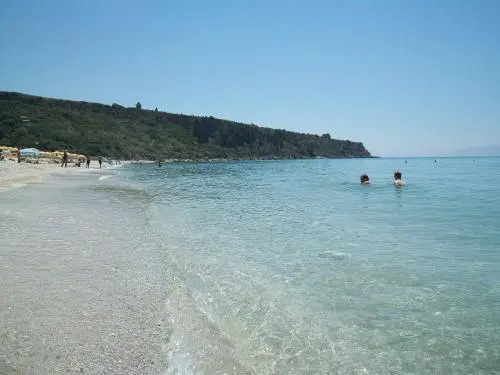 Flat 1 Bedroom 1 Bathroom - Lourdata