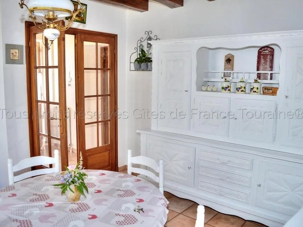 Gîte confortable avec grand jardin privé et WIFI - FR-1-381-494
