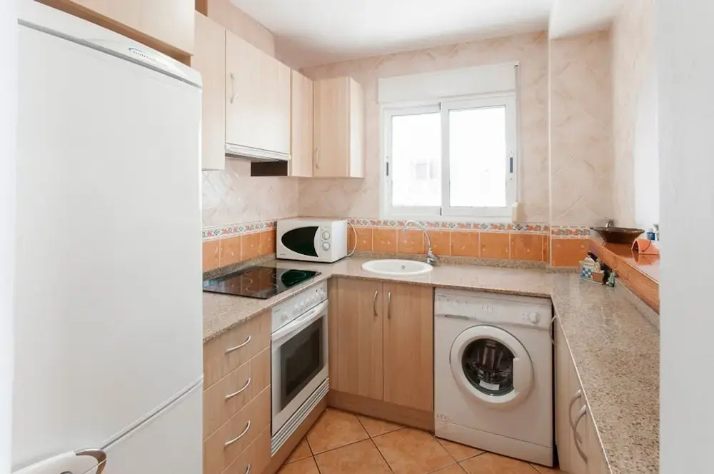 Llam Ntol in Oliva With 3 Bedrooms and 1 Bathrooms
