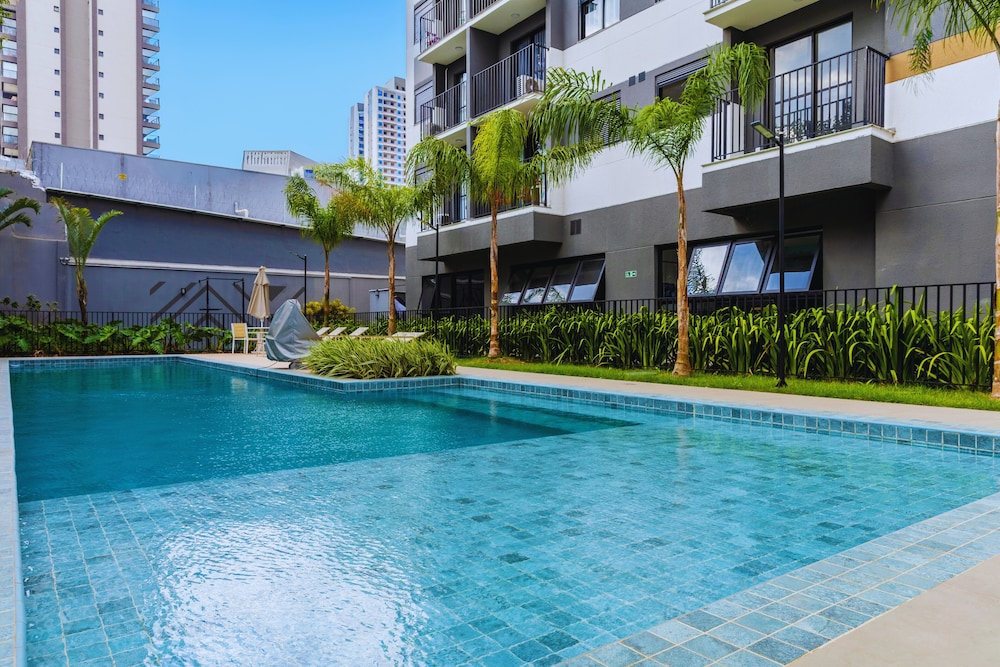 Piscina-AC-Academia-Brazilian Corner