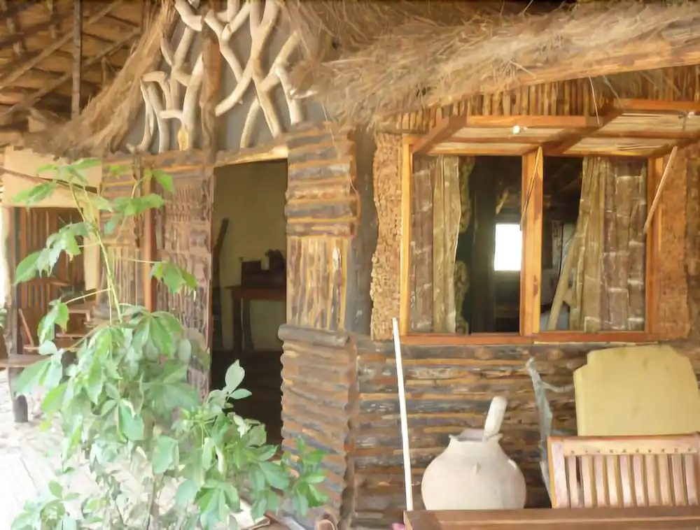 Akine Dyioni Lodge