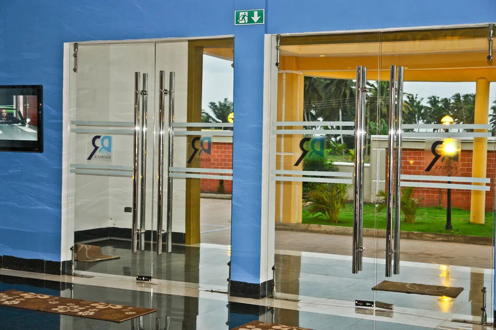 Birdrock Hotel Anomabo