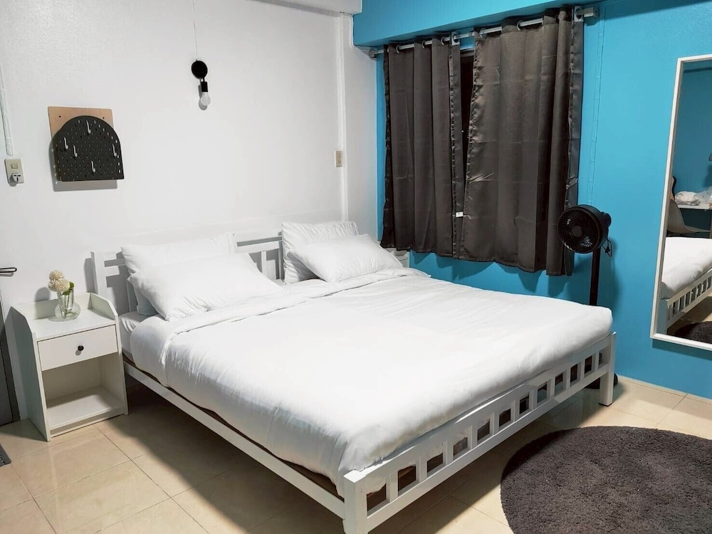 Stay with Ease at Grand Residence 12