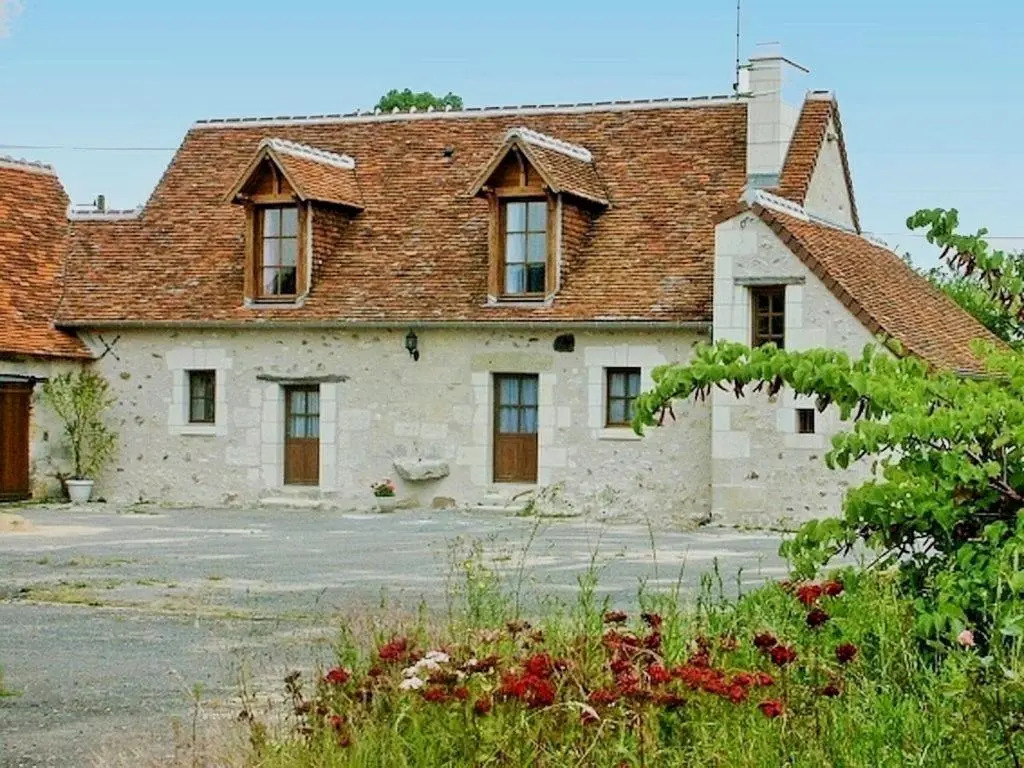 Gîte de charme du XVIIIe avec jardin, proche des châteaux et vignobles de Touraine, équipements inclus - FR-1-381-365