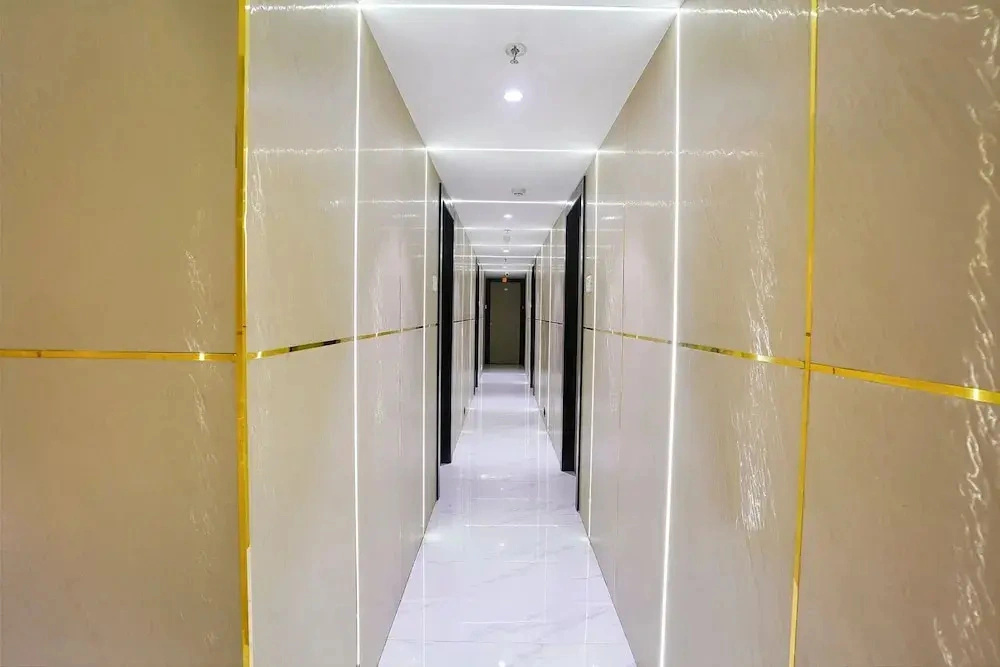 Fabhotel Dolphin Residency