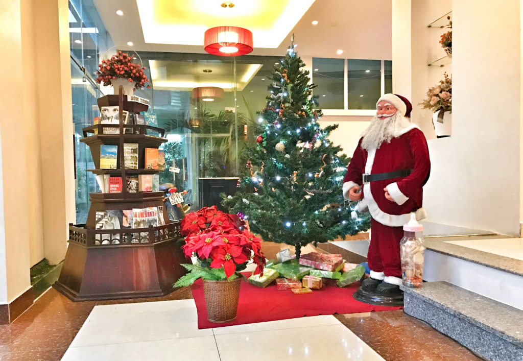 Golden Star Hotel