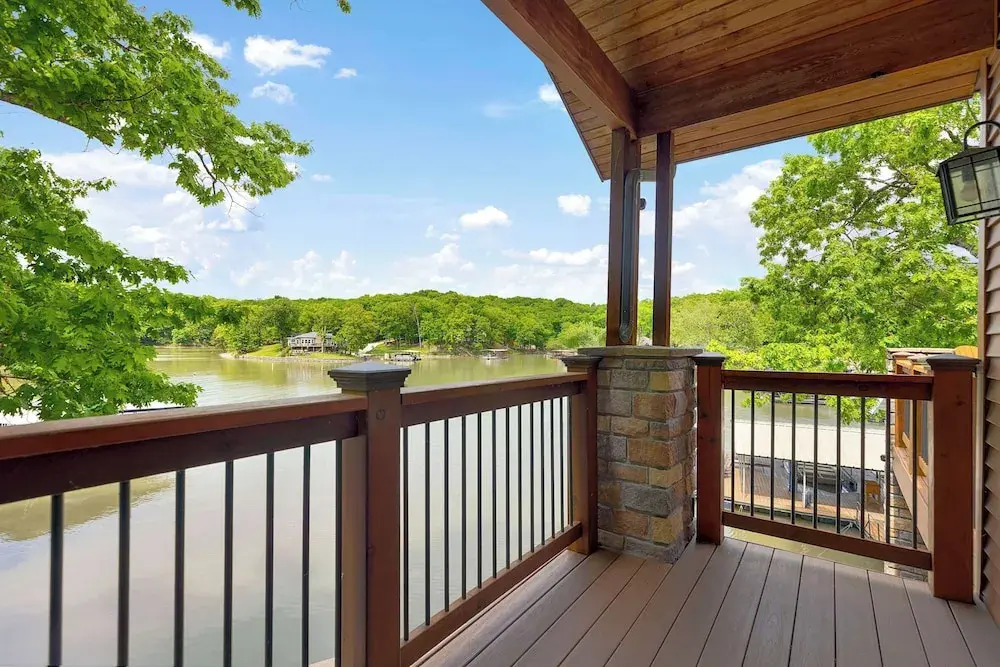 Trails End Hideaway Waterfront