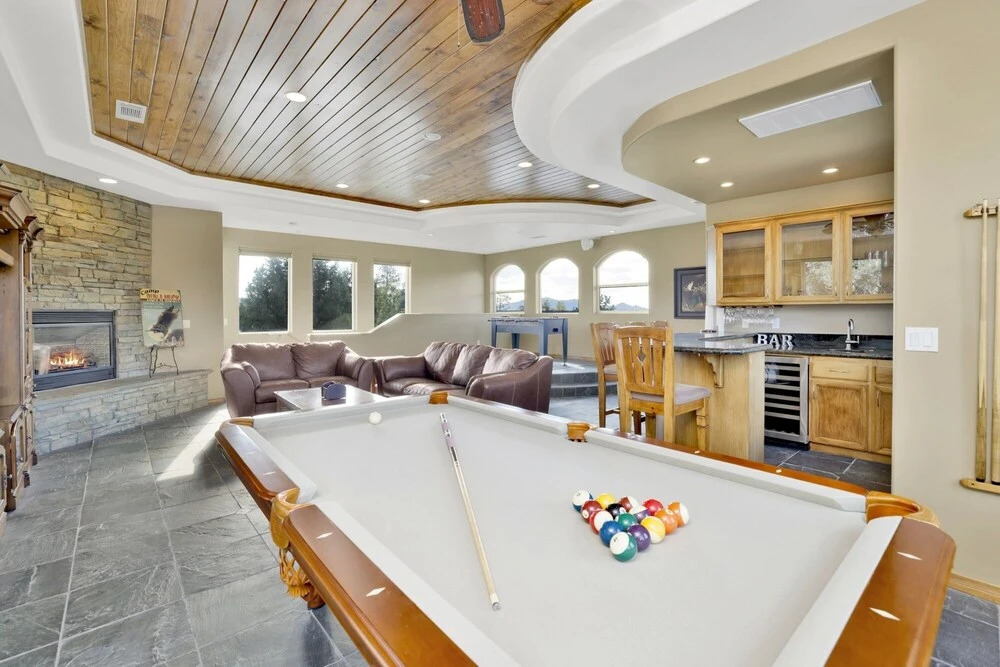 2178-sunset Ridge Villa 5 Bedroom Home by RedAwning