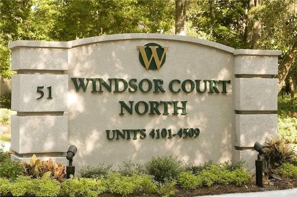 Windsor Court N 4503 by RedAwning
