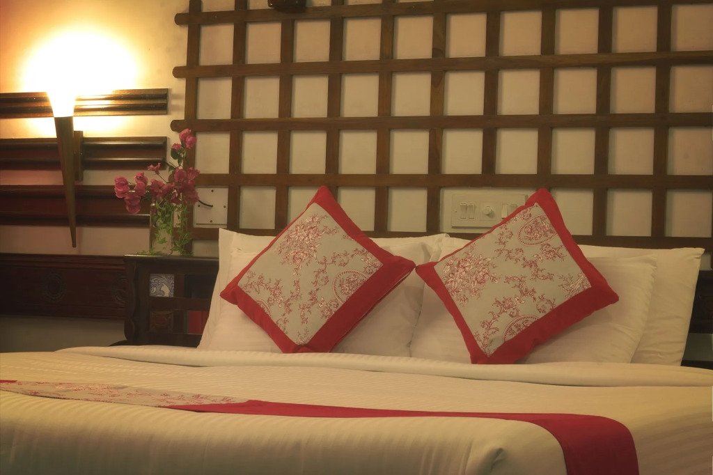 Hotel Ambadi