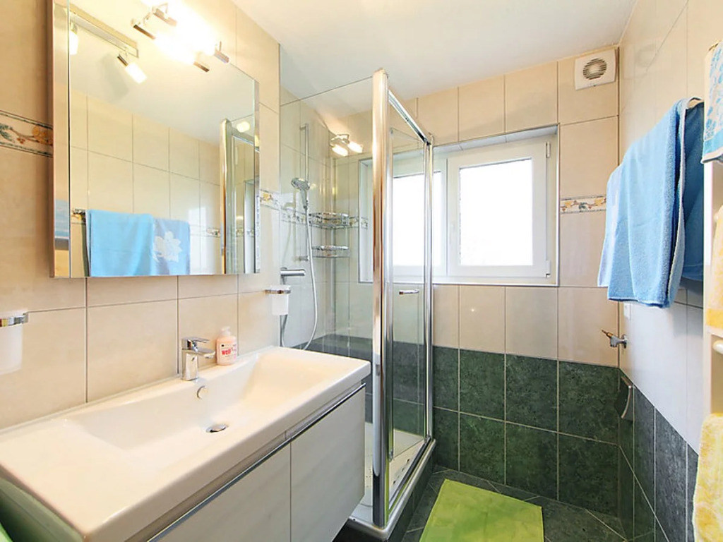 Apartment Sonnhalde B by Interhome