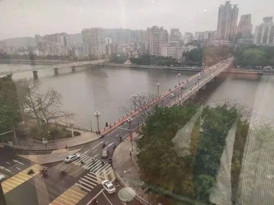 Yixing Hotel
