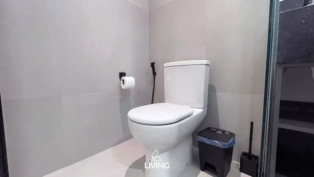 Flat Studios Get Sense - by Living