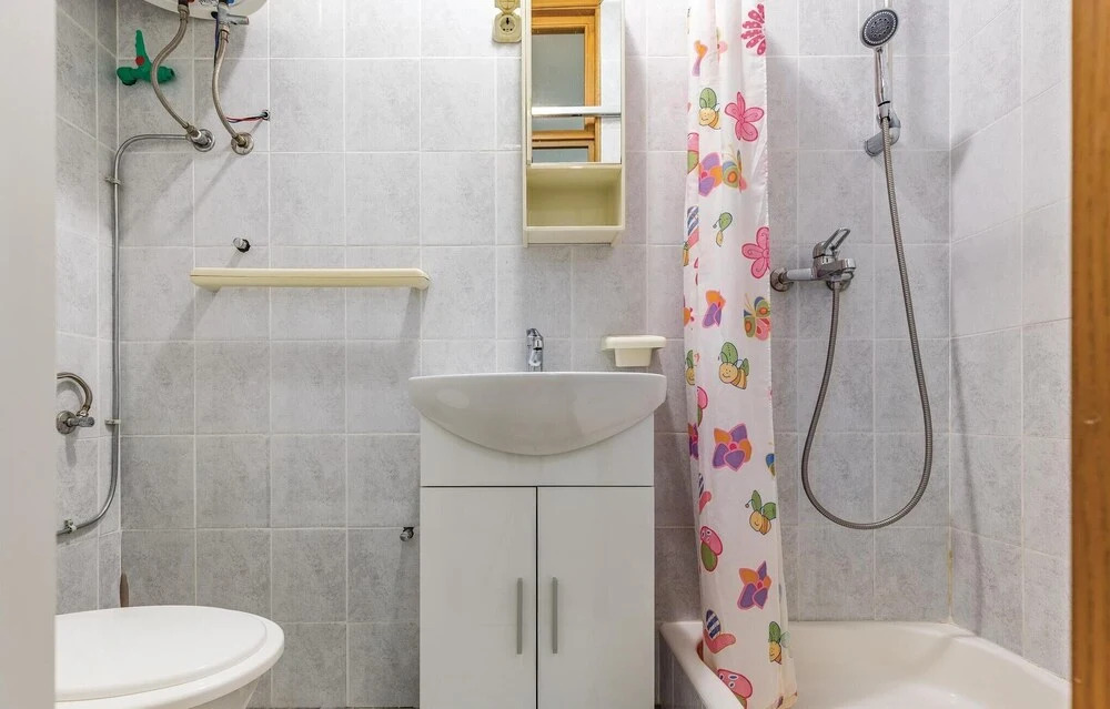 Stunning Home in Medulin With Wifi and 2 Bedrooms