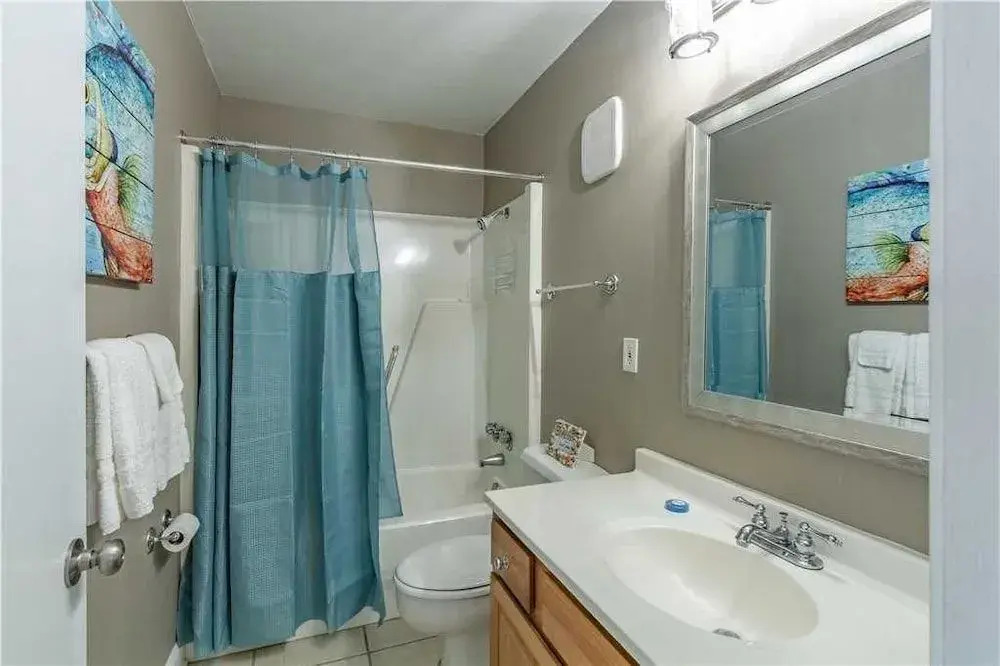 The Breakers 31 - 2 Br condo by RedAwning