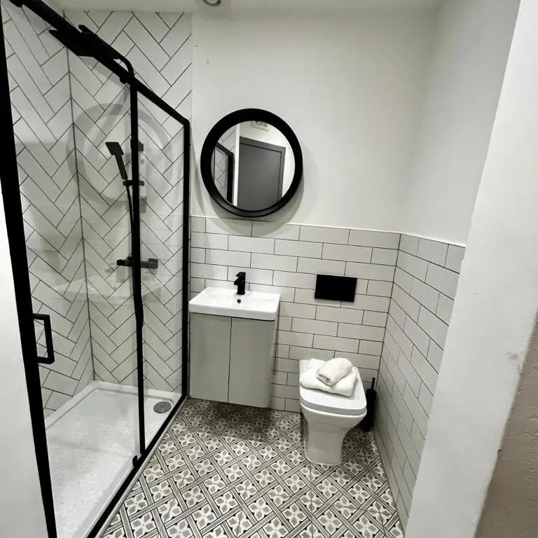 NEW - Luxury 1 bed Apt in West End