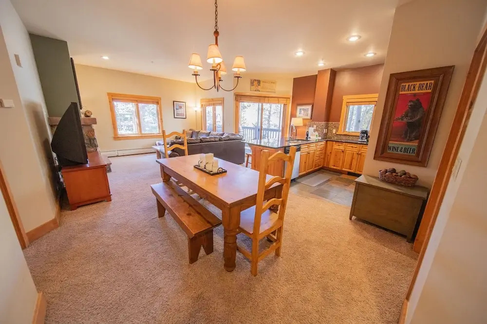 Expedition Station 8568 by SummitCove Vacation Lodging