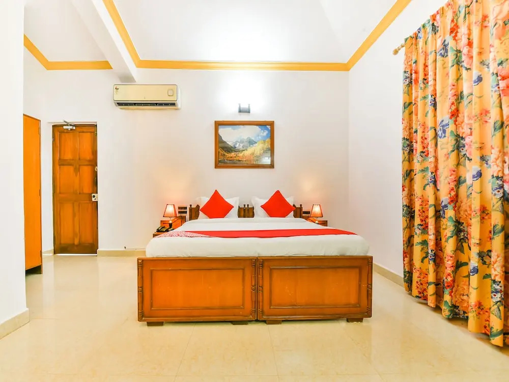 OYO 17110 Joy Guest House