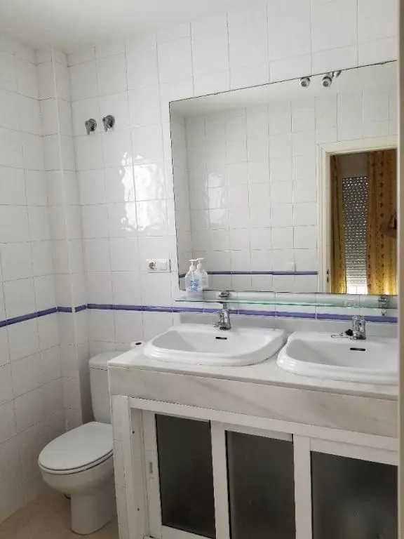 Spaciously Cosy Apartment 5b close to beach