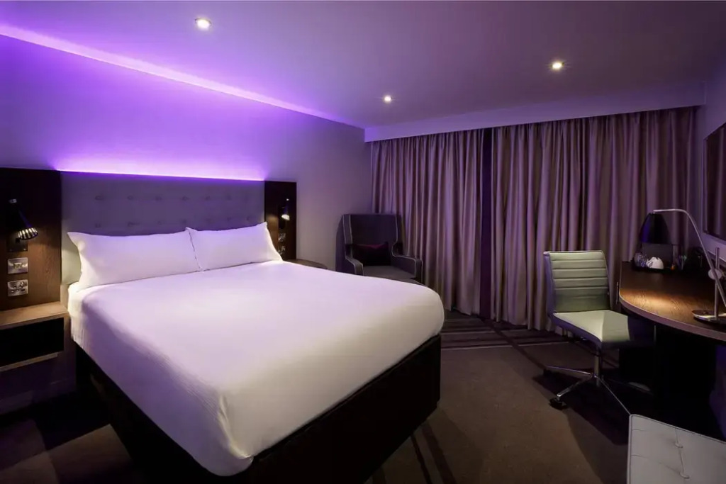 Premier Inn Yeovil Airfield