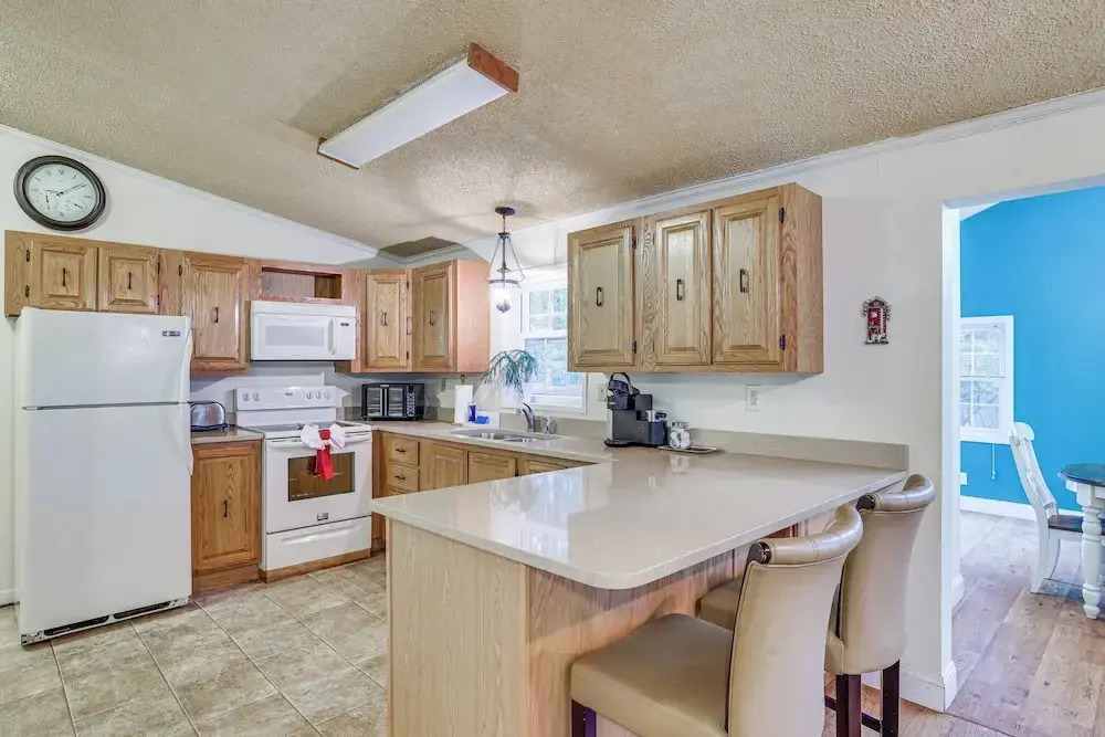 7 Mi to Big Boulder Mtn! Home w/ Pet-friendly Yard
