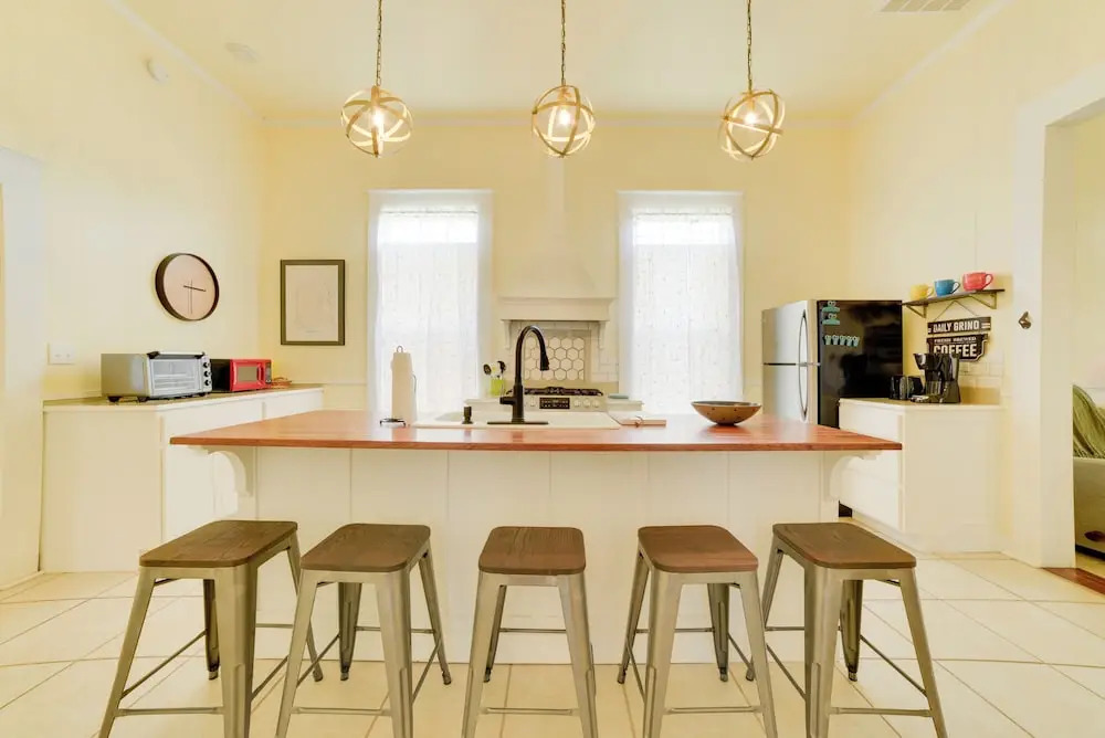 Cozy Thomasville Cottage - Walk to Downtown