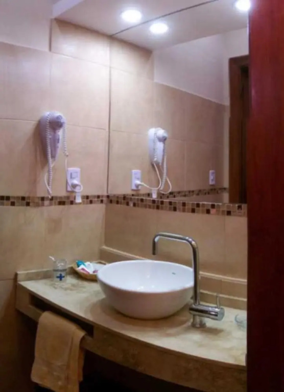 Hotel L Hirondelle
