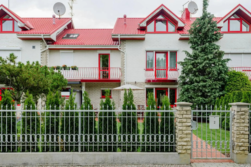 Family Inn cottage with terrace