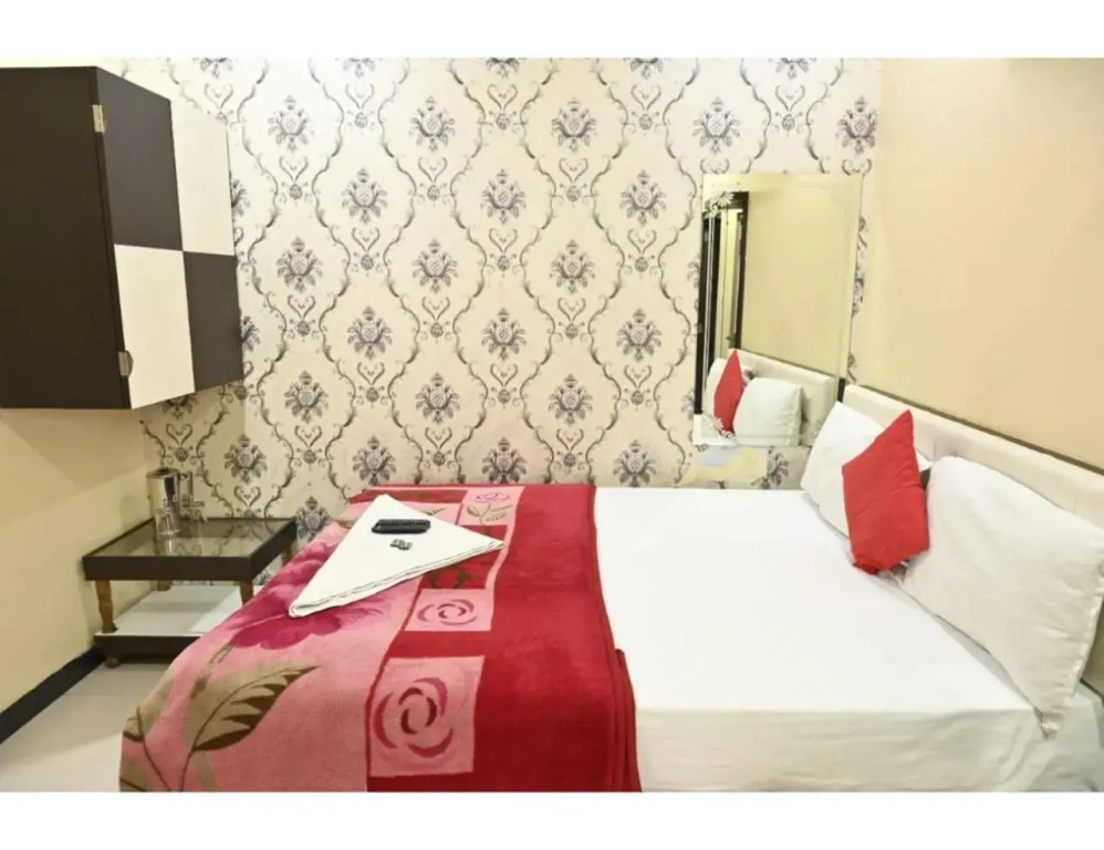 Hotel Arya