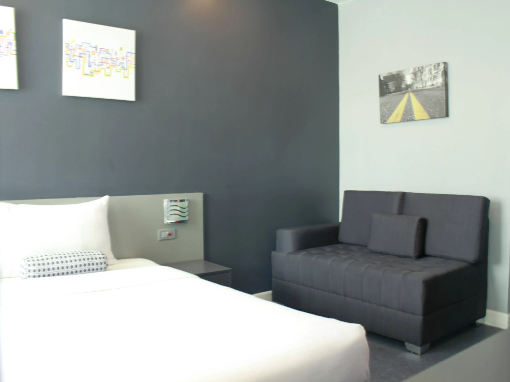 Leez Inn Malate