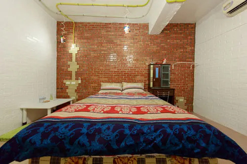 Roaming Ancient Bed and Breakfast
