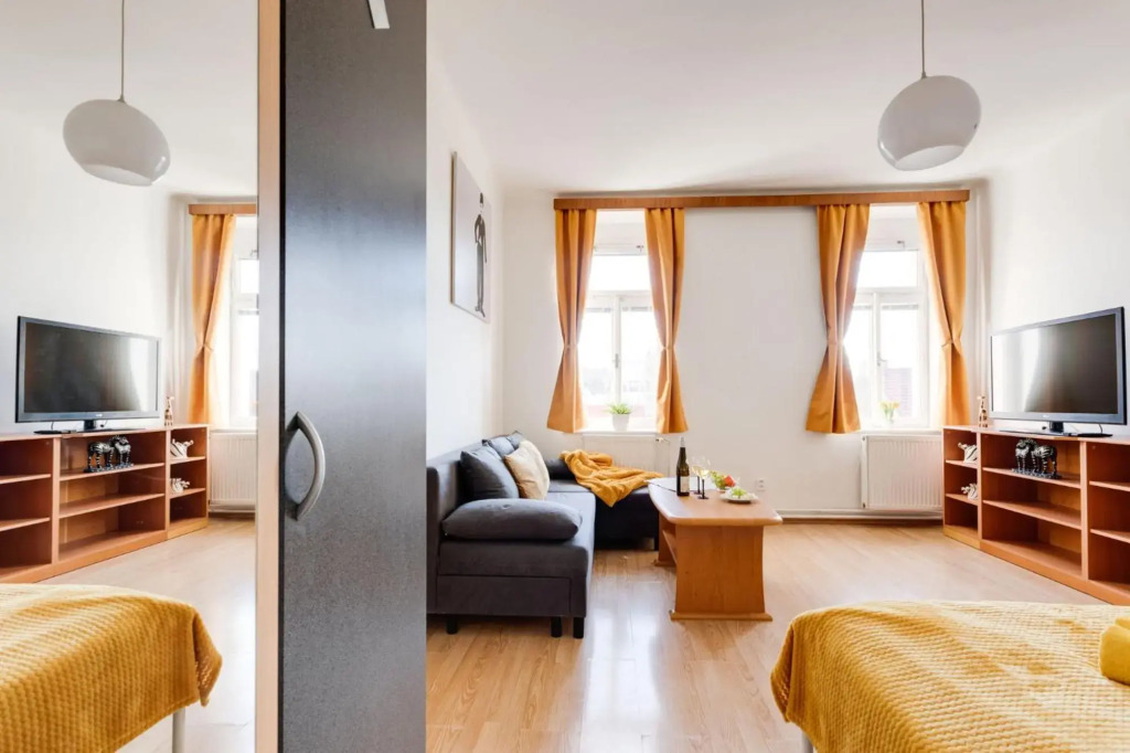 Sunshine Apartment near the City center