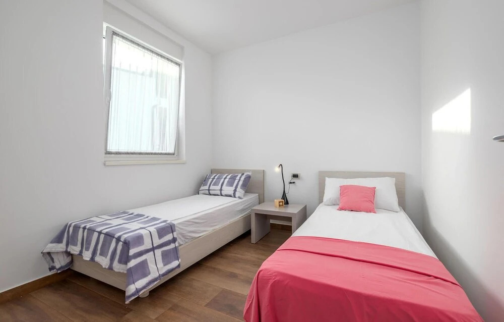 Beautiful Home in Premantura With 4 Bedrooms, Wifi and Outdoor Swimming Pool