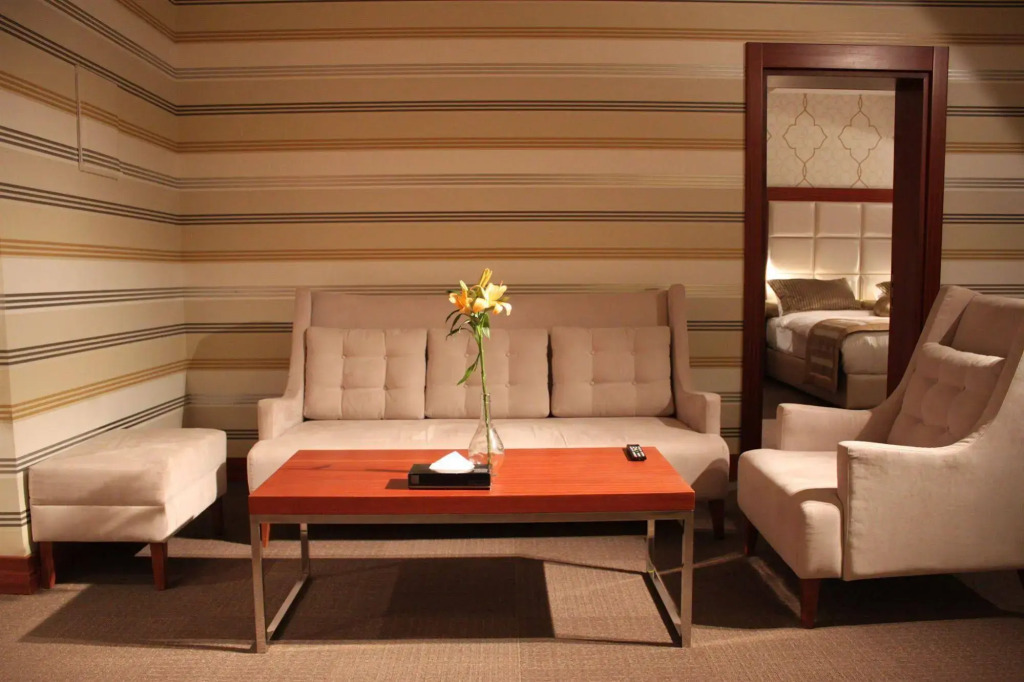 Grand Park Hotel
