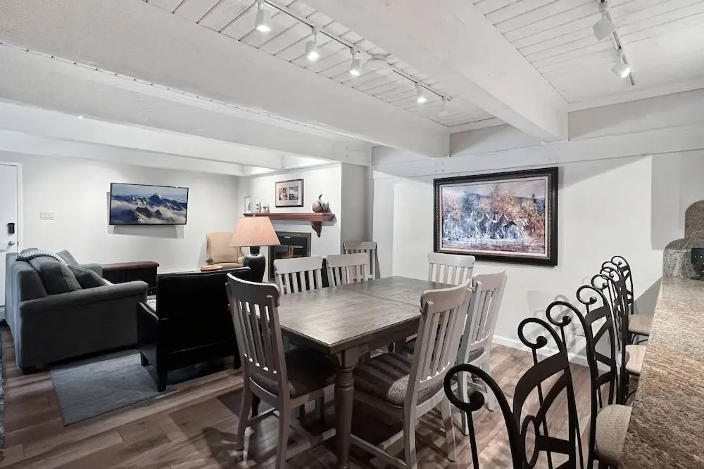 Cottonwood Condominiums