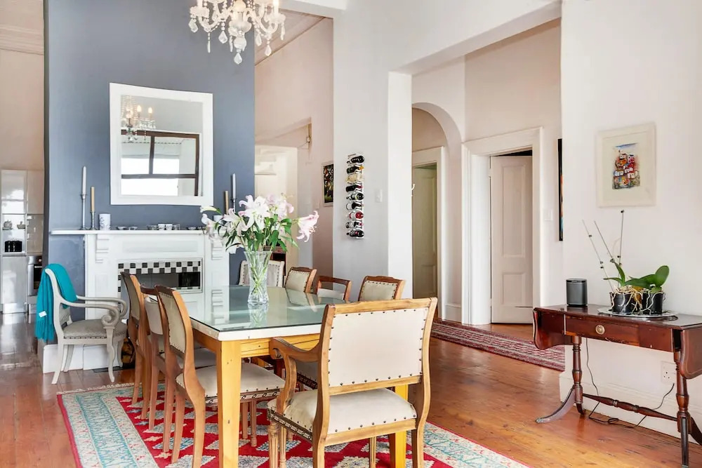Victorian House on the Atlantic Seaboard