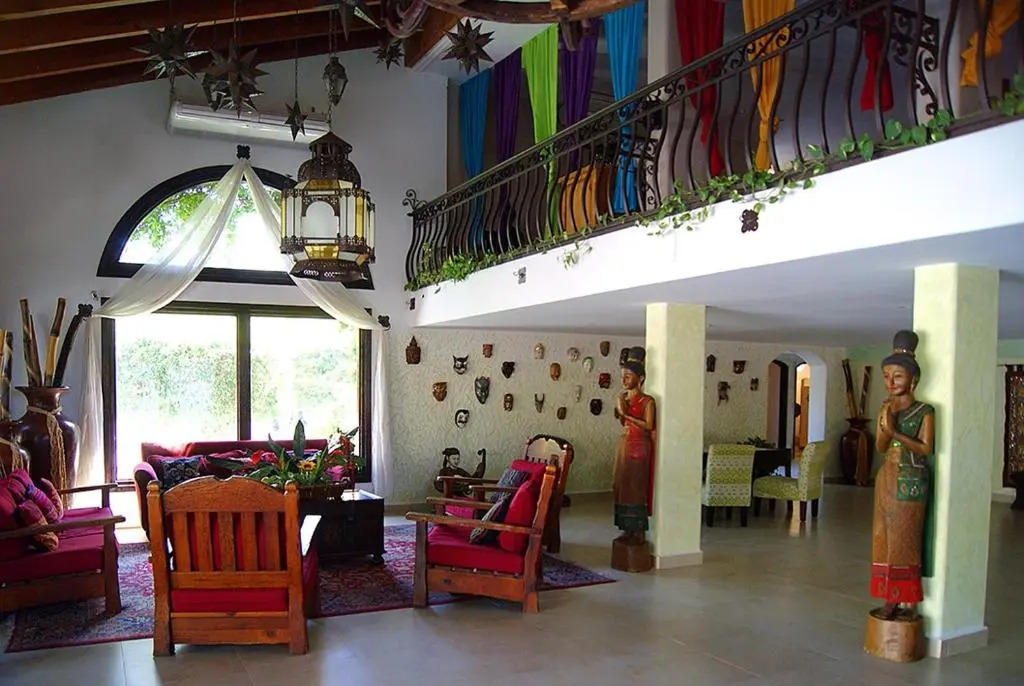 La Concha Beach Hotel & Club