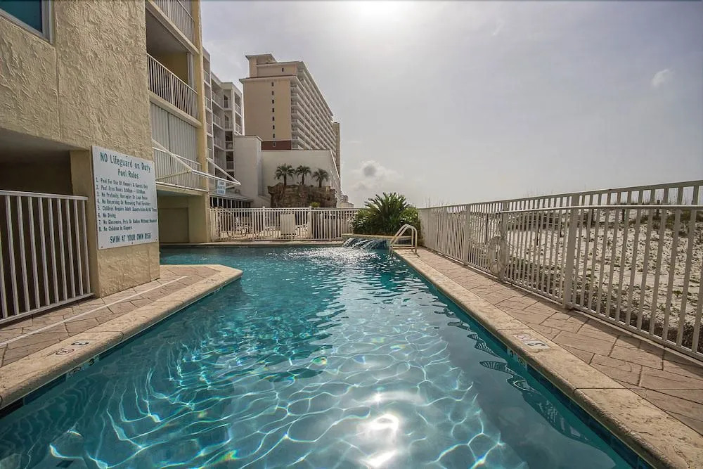 Castaways 5A by Youngs Suncoast