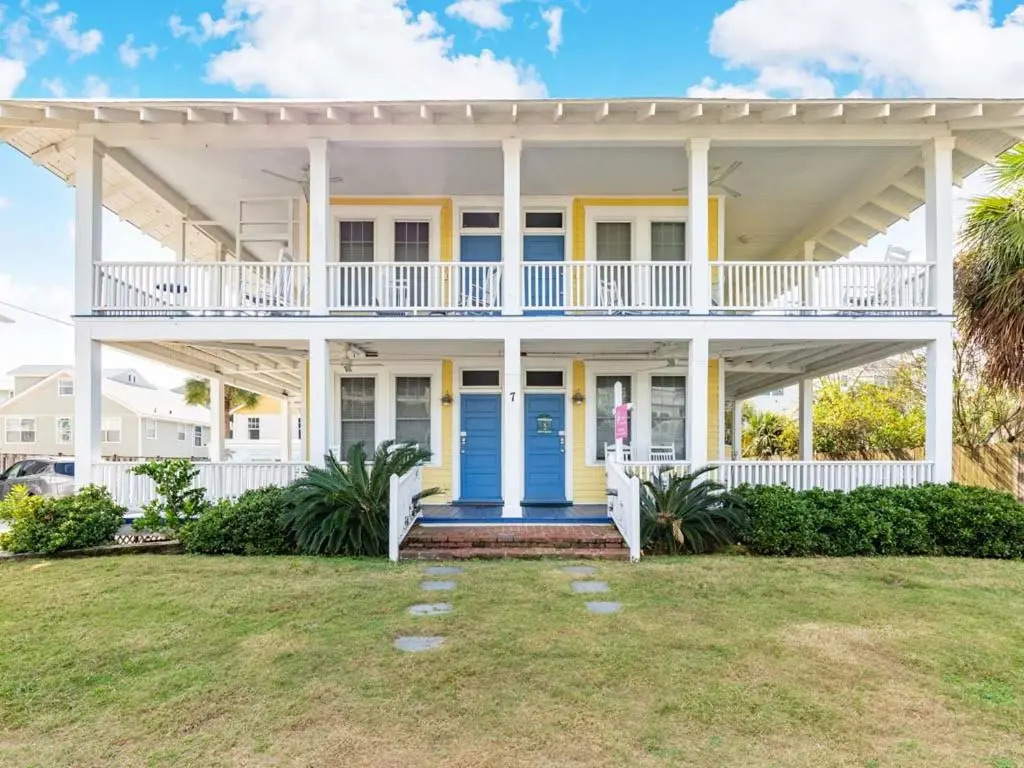 Sea View 3 by Tybee Vacation Rentals