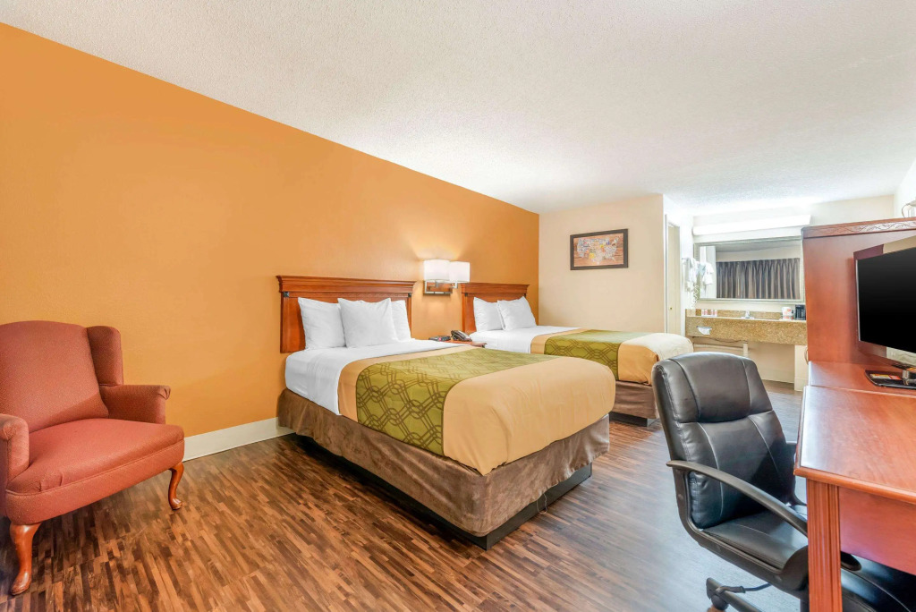 Econo Lodge Louisville Downtown