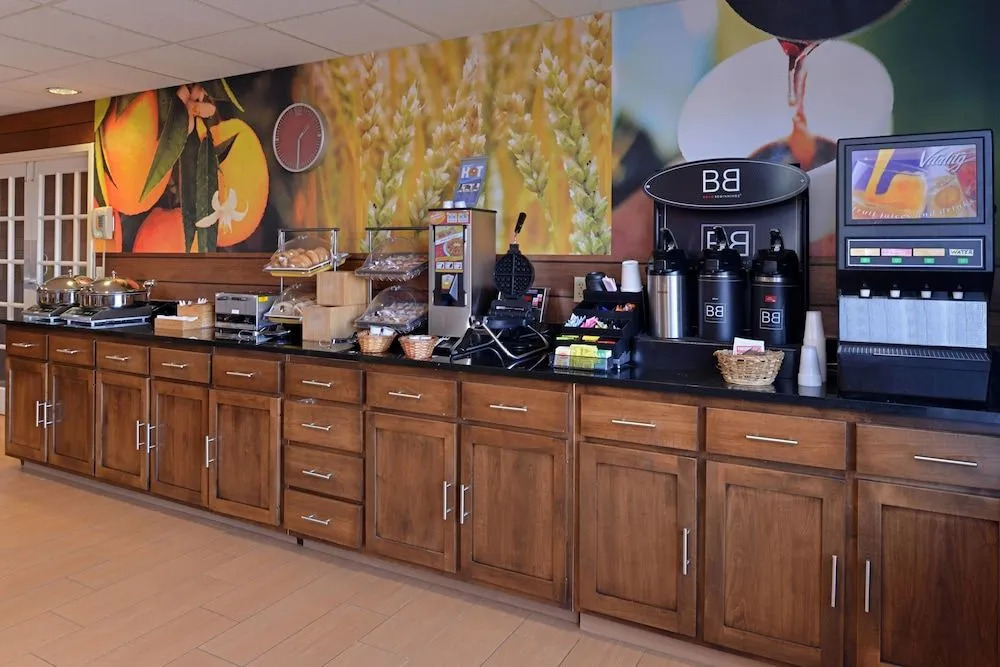 Fairfield Inn & Suites by Marriott Dayton Troy