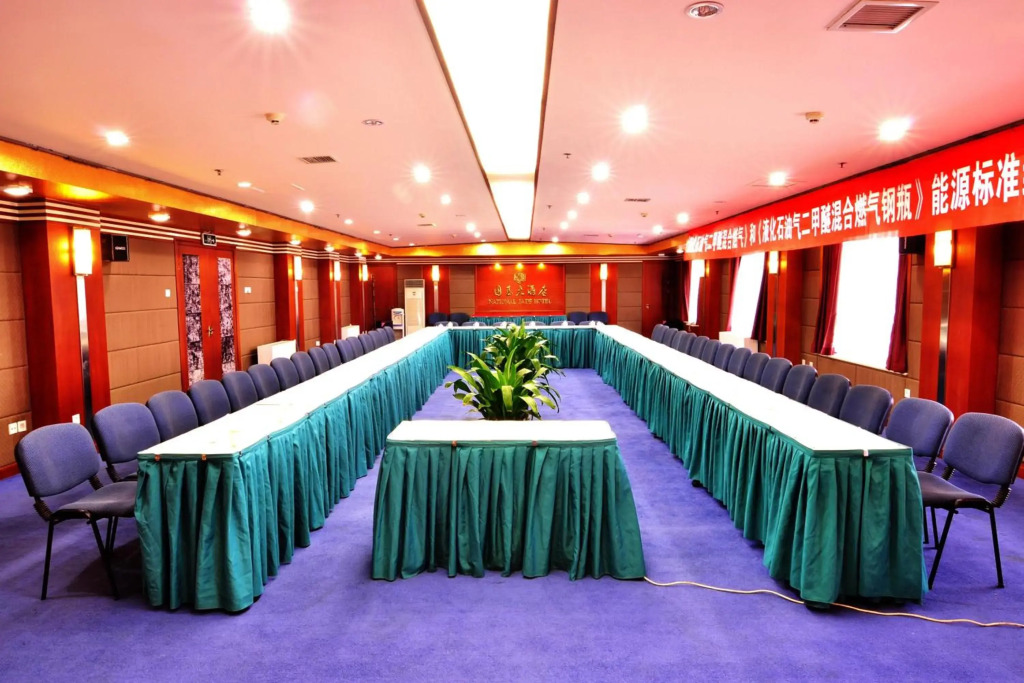 National Jade Hotel