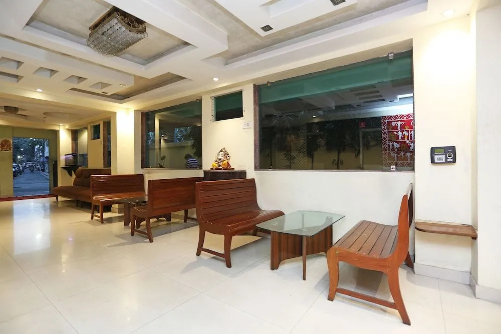 OYO FLAGSHIP 26243 Second House