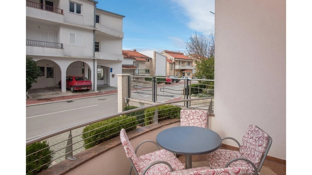 Brkić Apartments with Private Parking