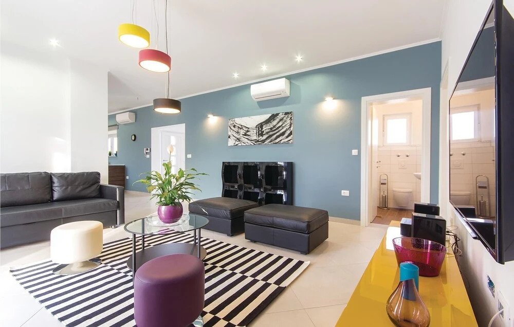 Amazing Home in Valbandon With Wifi and 4 Bedrooms